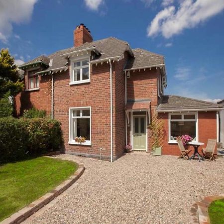 Beersbridge Cottage Near Titanic Centre & Airport Belfast Exterior photo